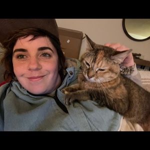 Meet your Posher, Madeline